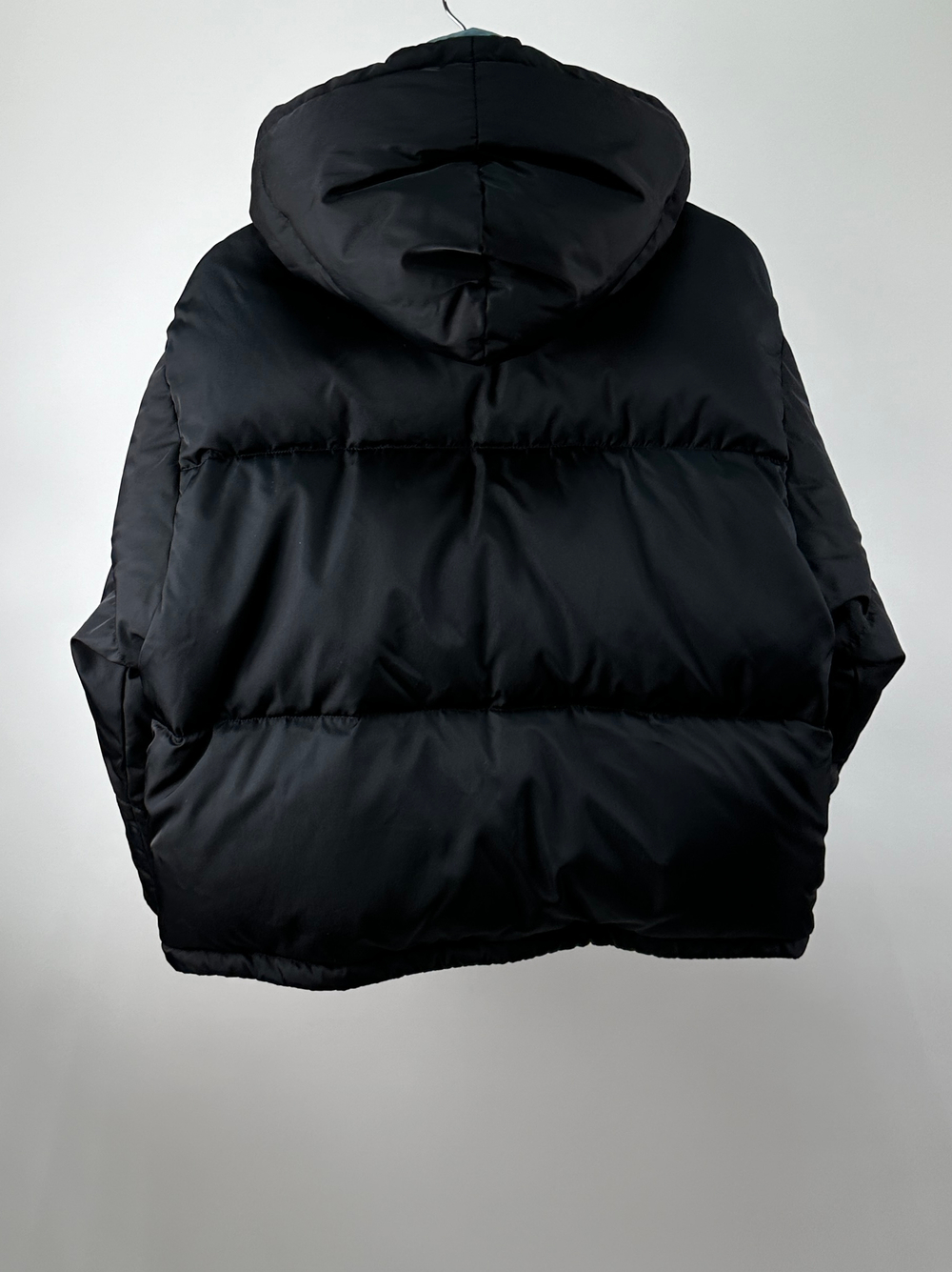 Пуховик Prada