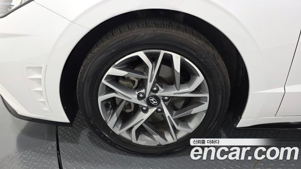 Hyundai Sonata 2.0 — 2022