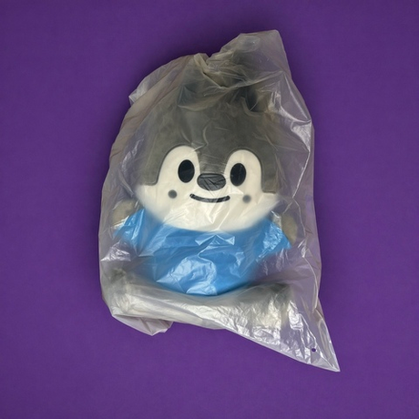 Коллекционная плюшевая игрушка SKZOO PLUSH HUG ME Ver. - SKZOO Everywhere All Around The World
