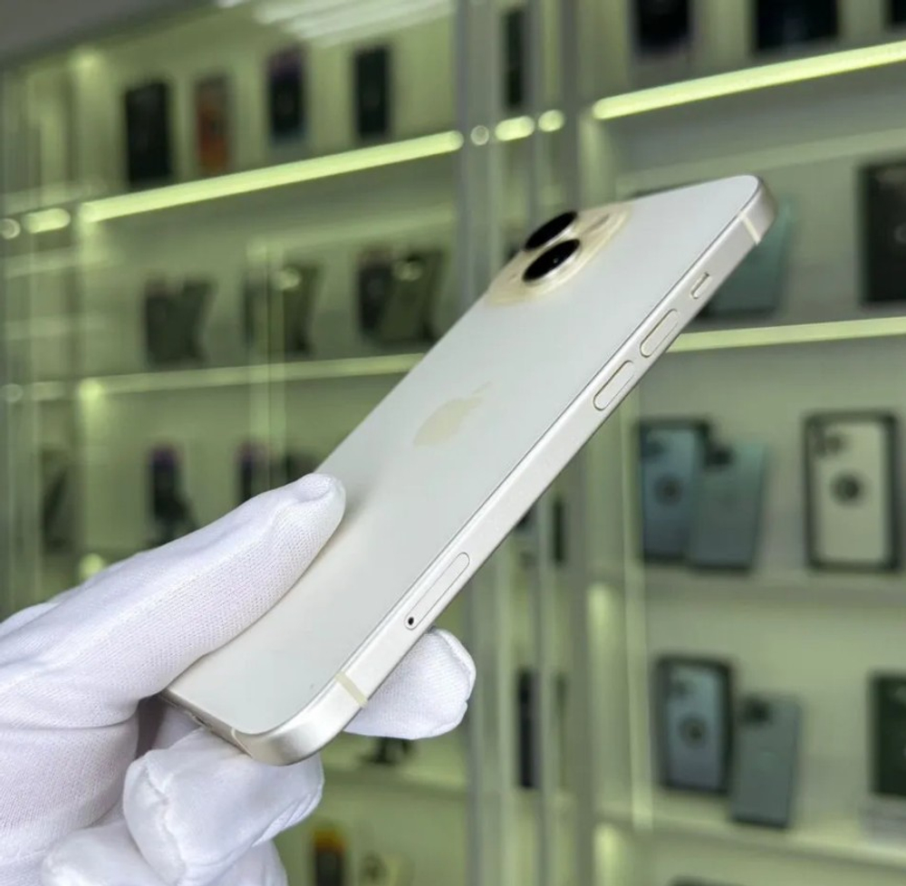 iPhone 15, 128 ГБ б/у