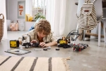 Конструктор LEGO Technic 42175 Грузовик Volvo FMX и электрический экскаватор EC230