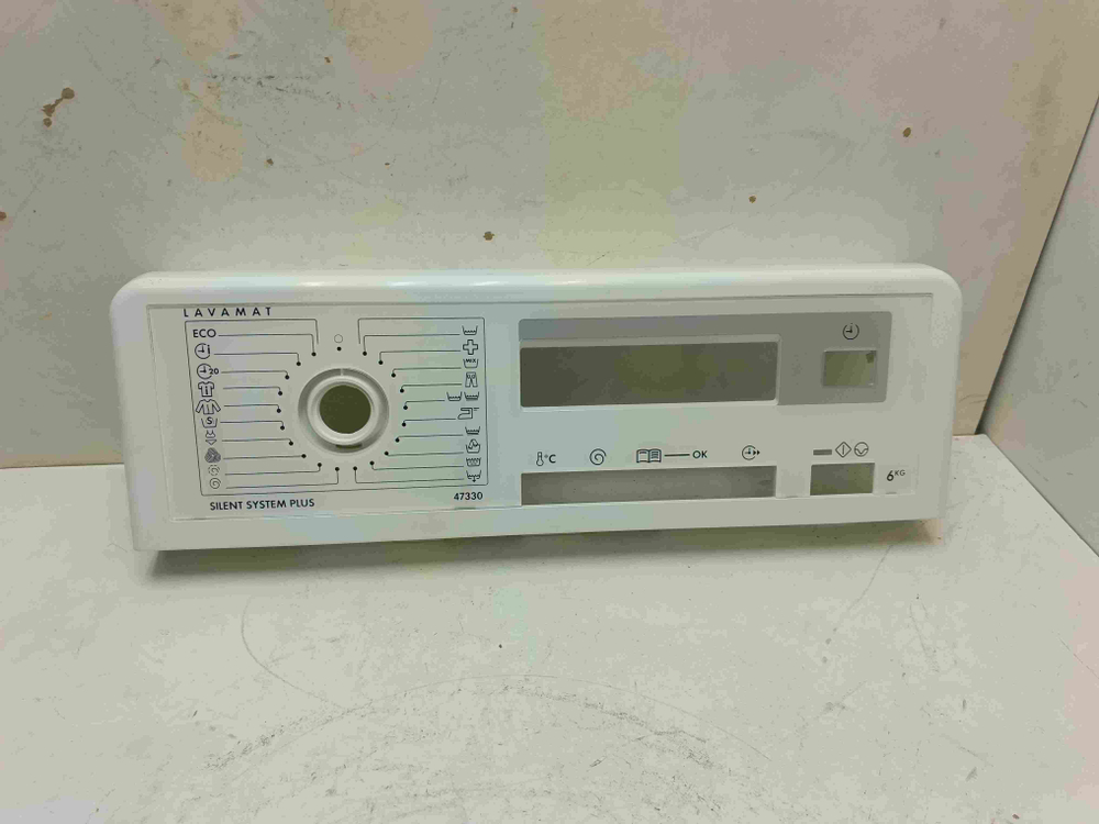 LAVAMAT47330 кт257 Лицевая панель для стиральной машины AEG LAVAMAT47330 б/у