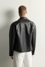 КУРТКА КЛАССИЧЕСКОГО КРОЯ ИЗ ИСКУССТВЕННОЙ КОЖИ — ZARA · 0155/751