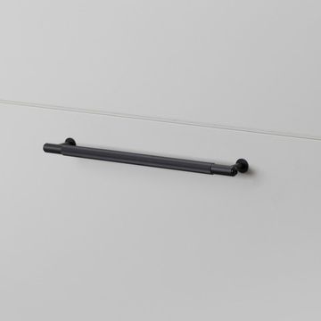 Ручка скоба Buster + Punch Pull Bar Linear Black