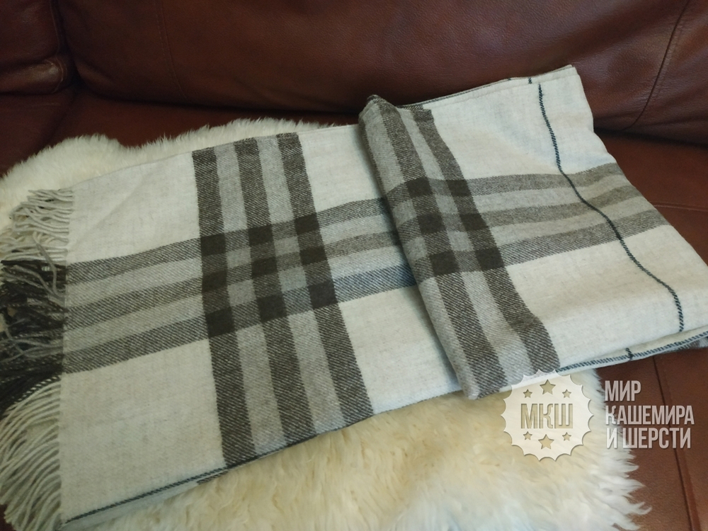 Плед из 100% овечьей шерсти 150x200 см. MONGOLTEXTILE (Монголия) - бежево-коричневый (MT-014)