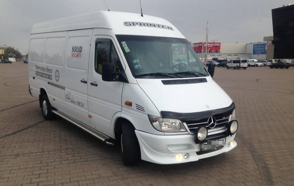 Капот пластиковый Mercedes Sprinter Classic W909