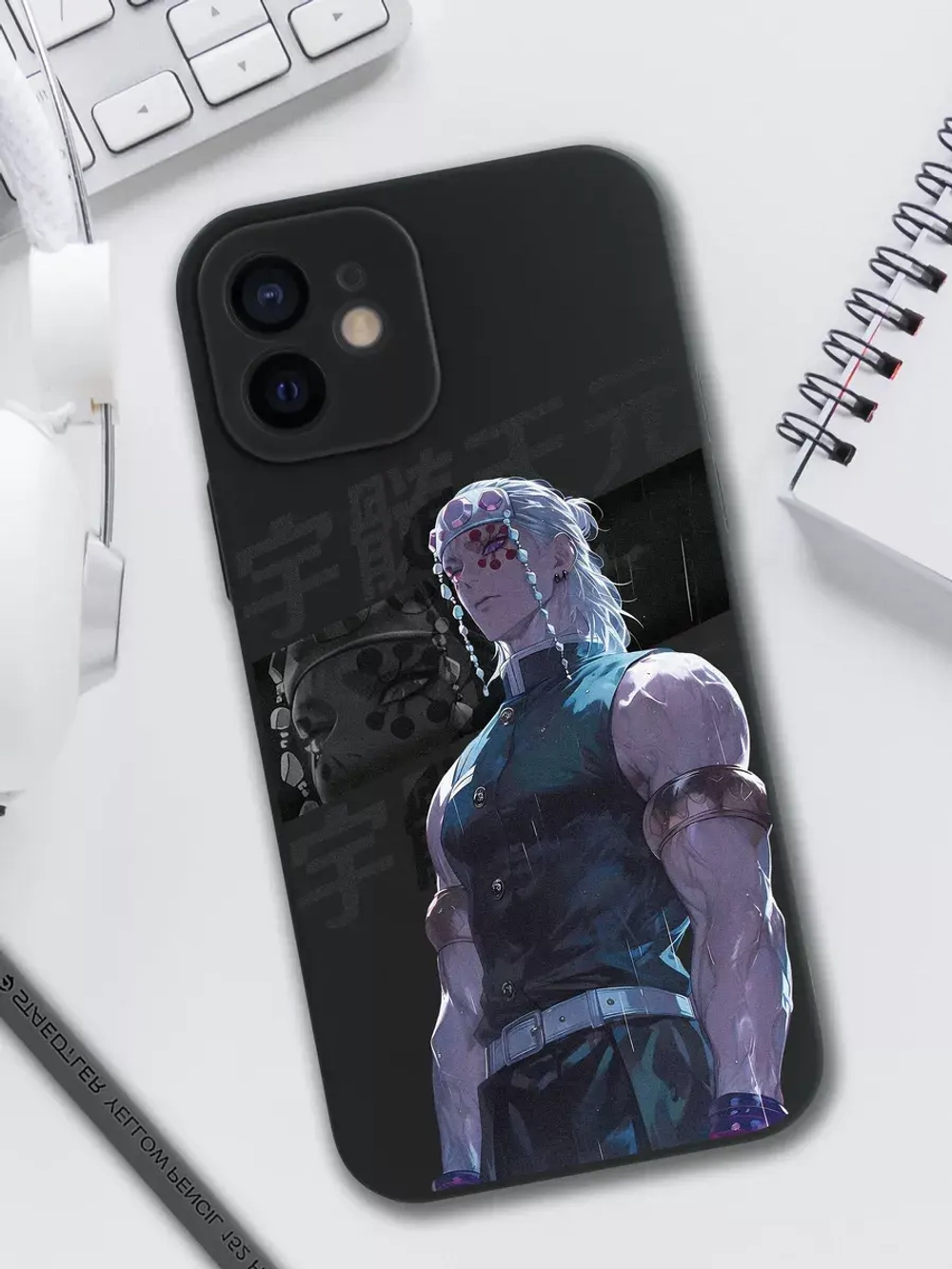 Чехол на iPhone 12 с принтом
