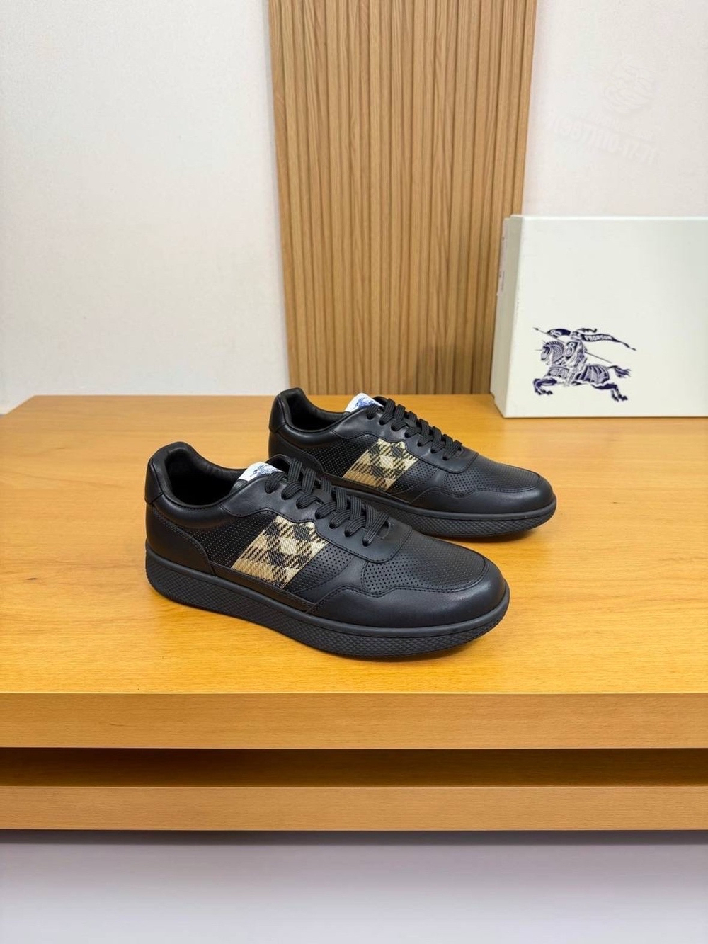 Кеды Burberry