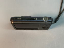 Samsung ES95 заряжается через micro usb