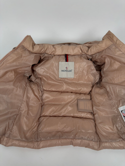 Пуховик Moncler