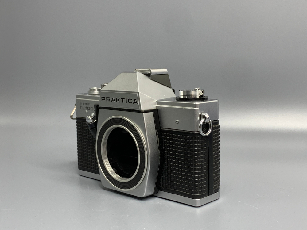 Praktica Super TL 1000