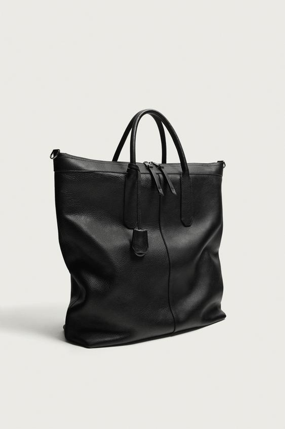 ZARA КОЖАНАЯ СУМКА-ТОУТ, ЧЕРНЫЙ