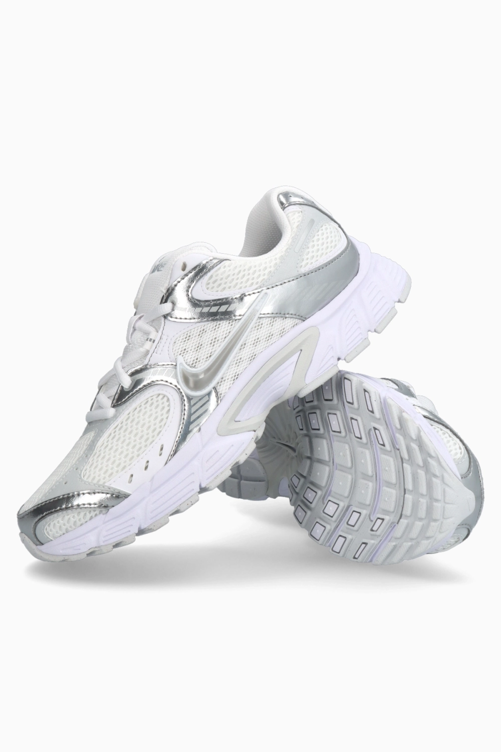 Кроссовки Nike V5 RNR - серебряный