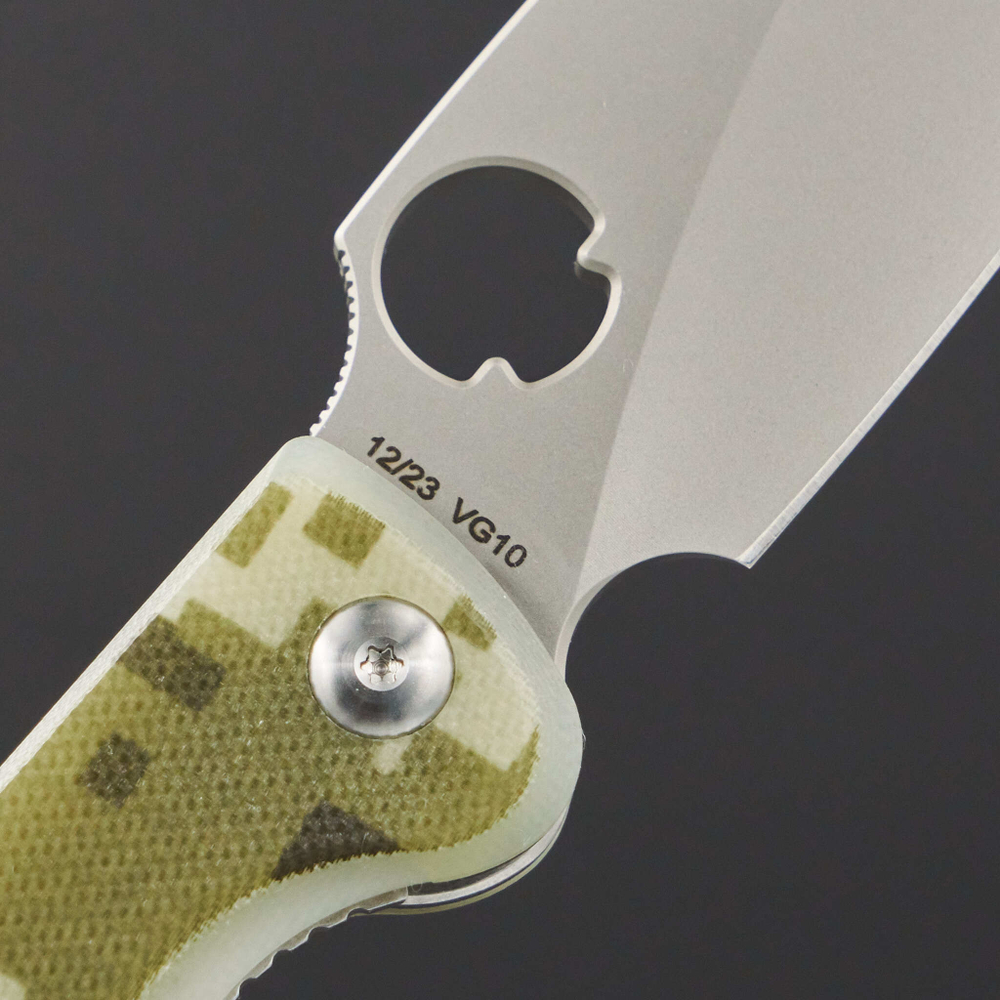 Нож складной Daggerr Sting XL camo BB VG10