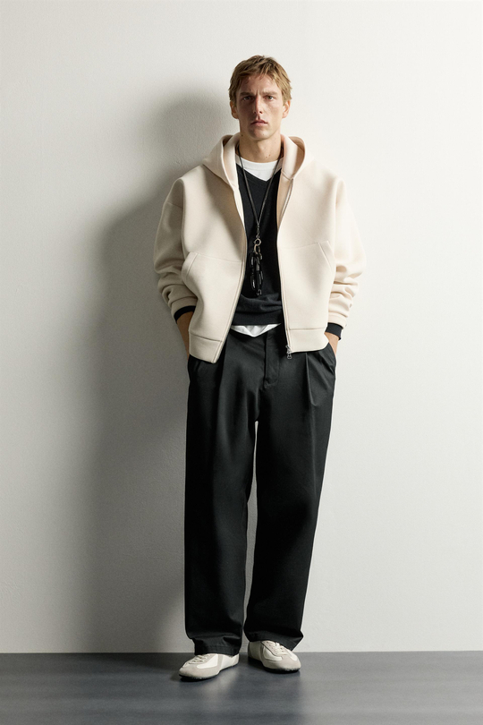 ZARA ХУДИ ИЗ ВЫСОКОТЕХНОЛОГИЧНОЙ ТКАНИ С МОЛНИЕЙ, БЕЖЕВЫЙ