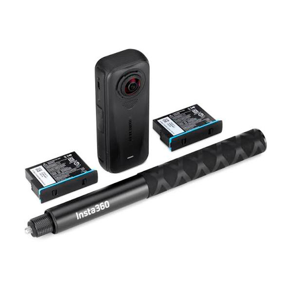 Экшн камера Insta360 X4 Starter Bundle
