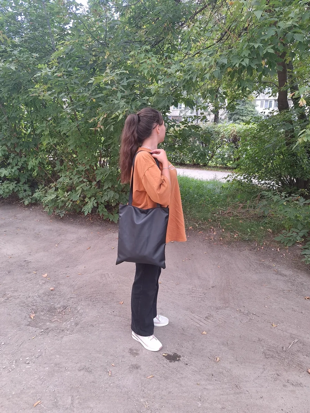 Шоппер из экокожи на молнии
