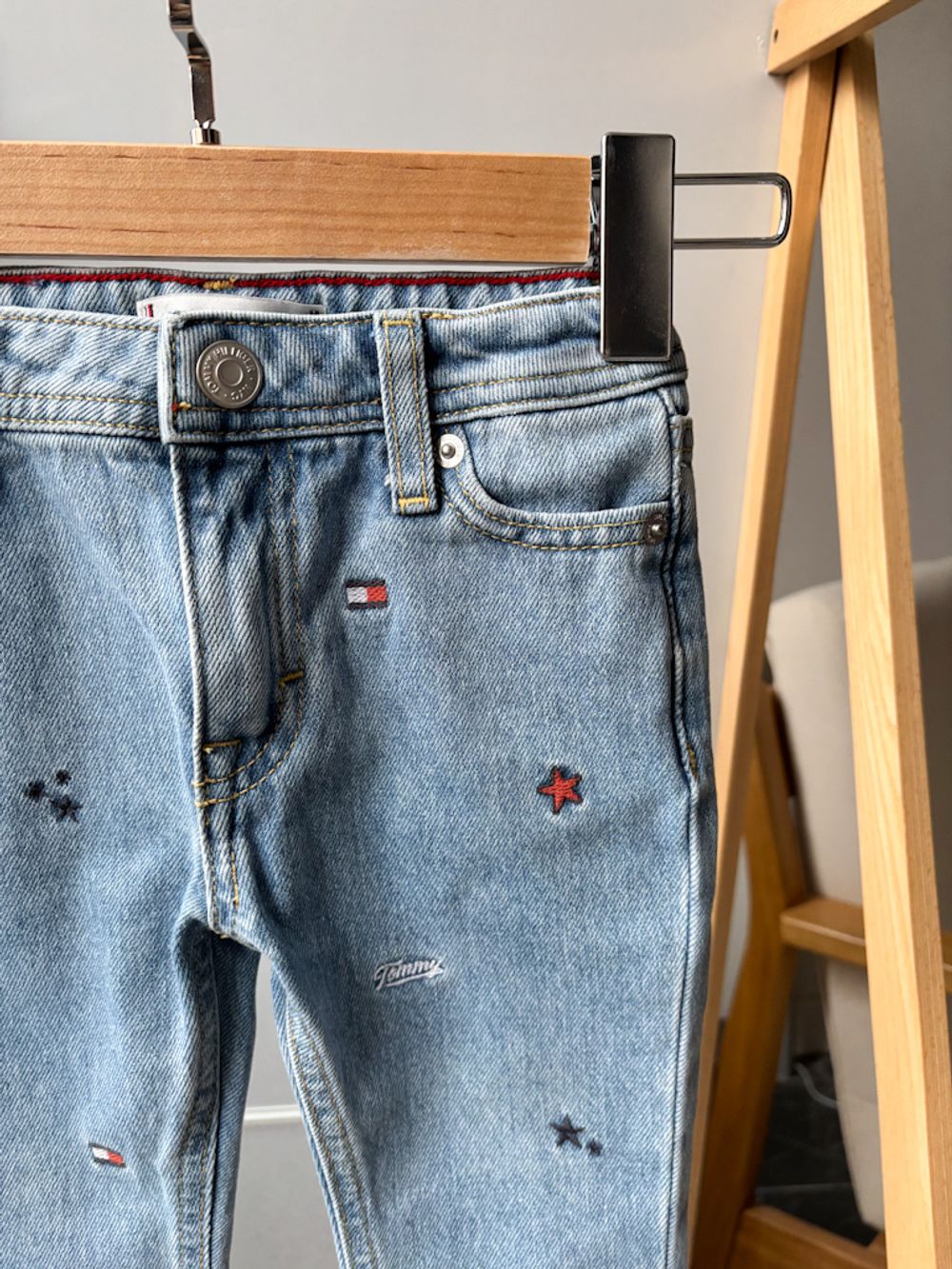 Джинсы Tommy Hilfiger, 92