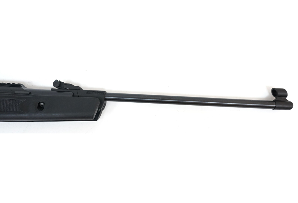 Винтовка пневматическая Hatsan Striker Alpha 4,5 мм (3 дж)
