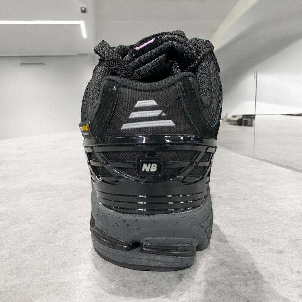 New Balance 1906R Cordura Winter • Black