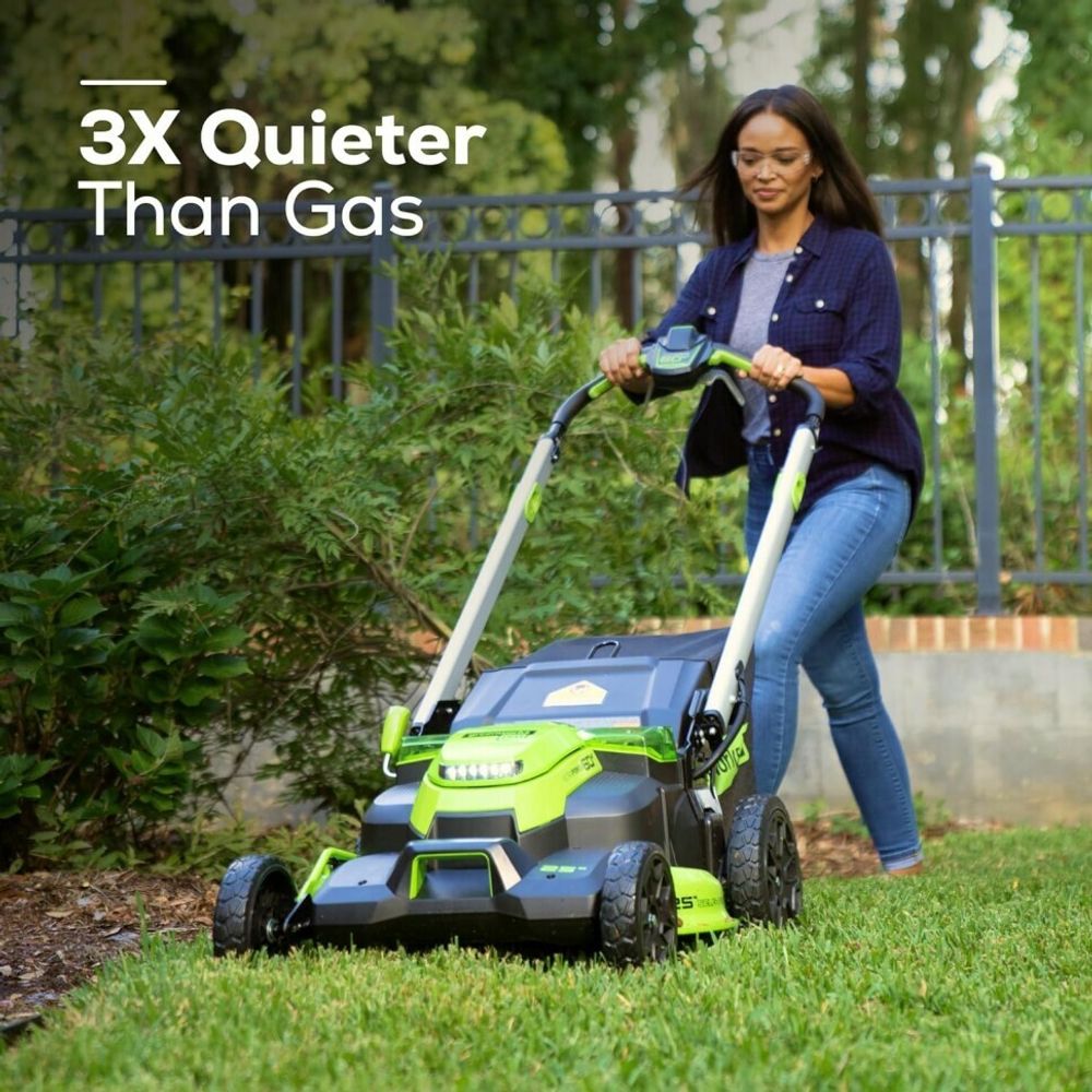 Cамоходная аккумуляторная газонокосилка Greenworks GD60LM61 Twin Force, 60v, 61 см, (2519107UB), с аккумулятором 4 А·ч и зарядным устройством