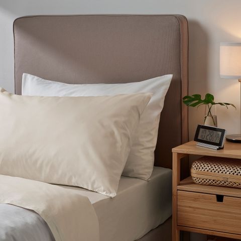 Набор наволочек IKEA DVALA (ДВАЛА), Бежевый, 50х80 см, 2 шт