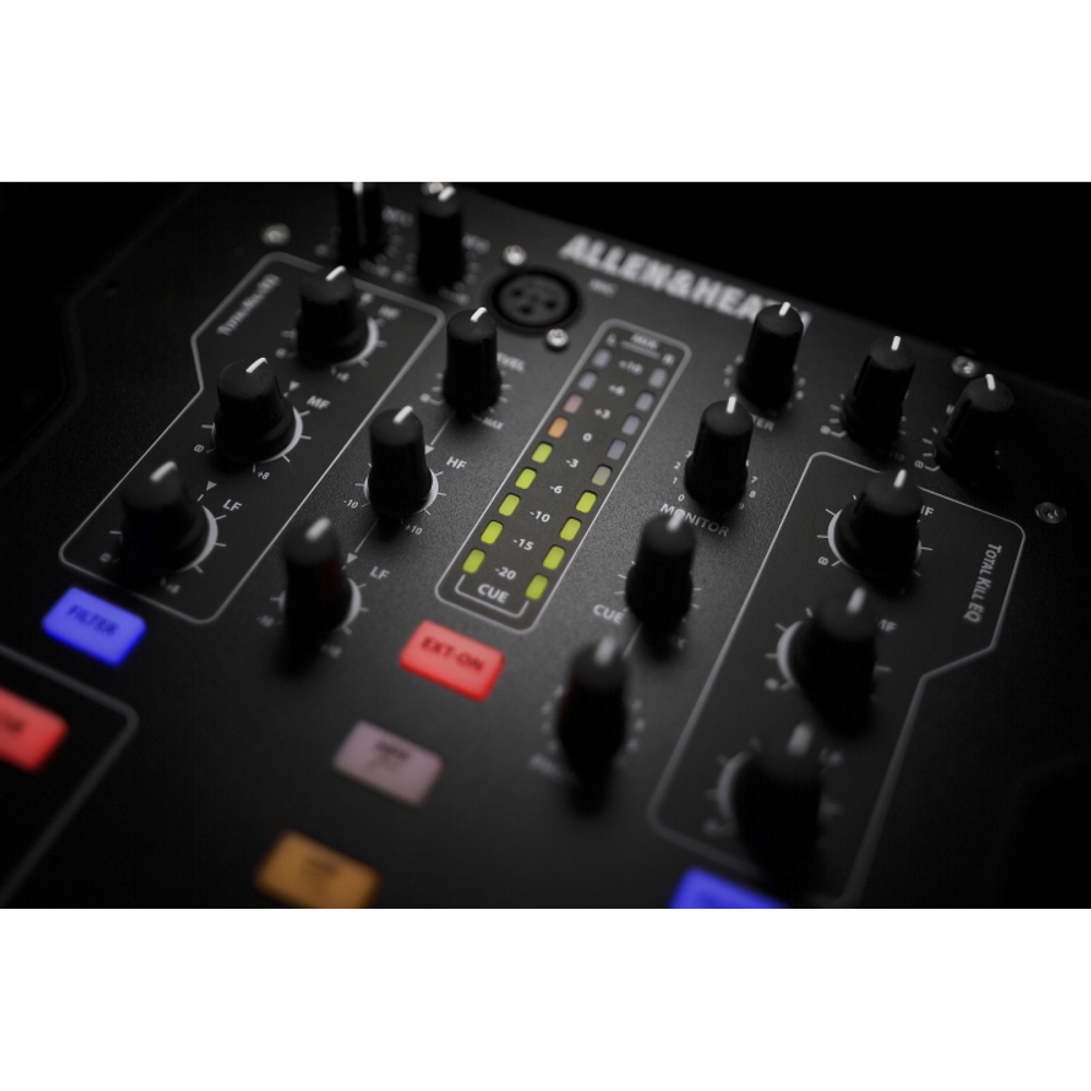 Allen & Heath Xone:23