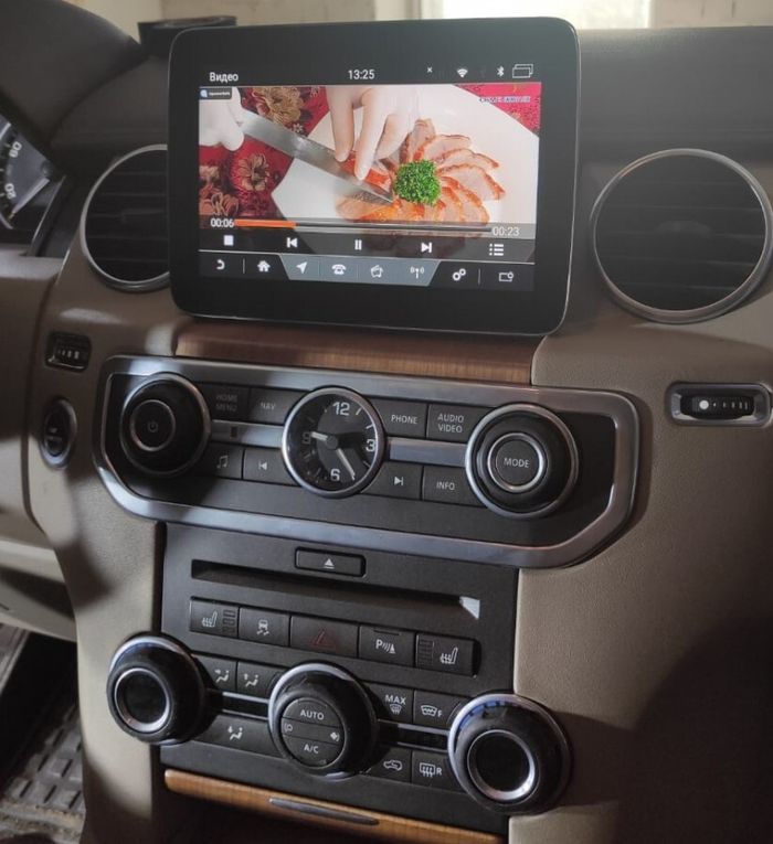 Магнитола для Land Rover Discovery 4 2009-2012 (DENSO) - Kuberg MRW-8701-1 монитор 8.4" на Android 11, Быстрая, 4G SIM-слот
