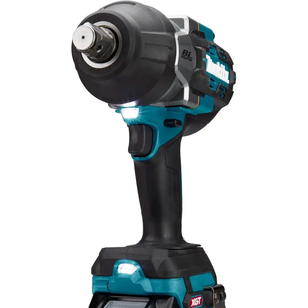Аккумуляторный ударный гайковерт XGT Makita TW001GZ