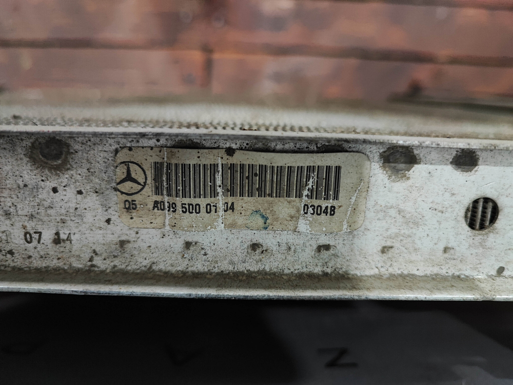 Радиатор двигателя Mercedes ML GLE (W166) 11-18 Б/У Оригинал A0995001303