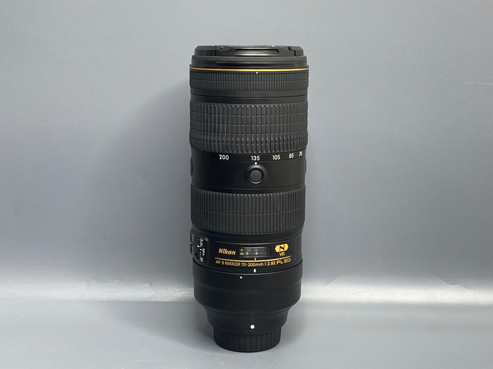 Nikon AF-S NIKKOR 70–200mm f/2.8E FL ED VR — Имеется царапина,пыль