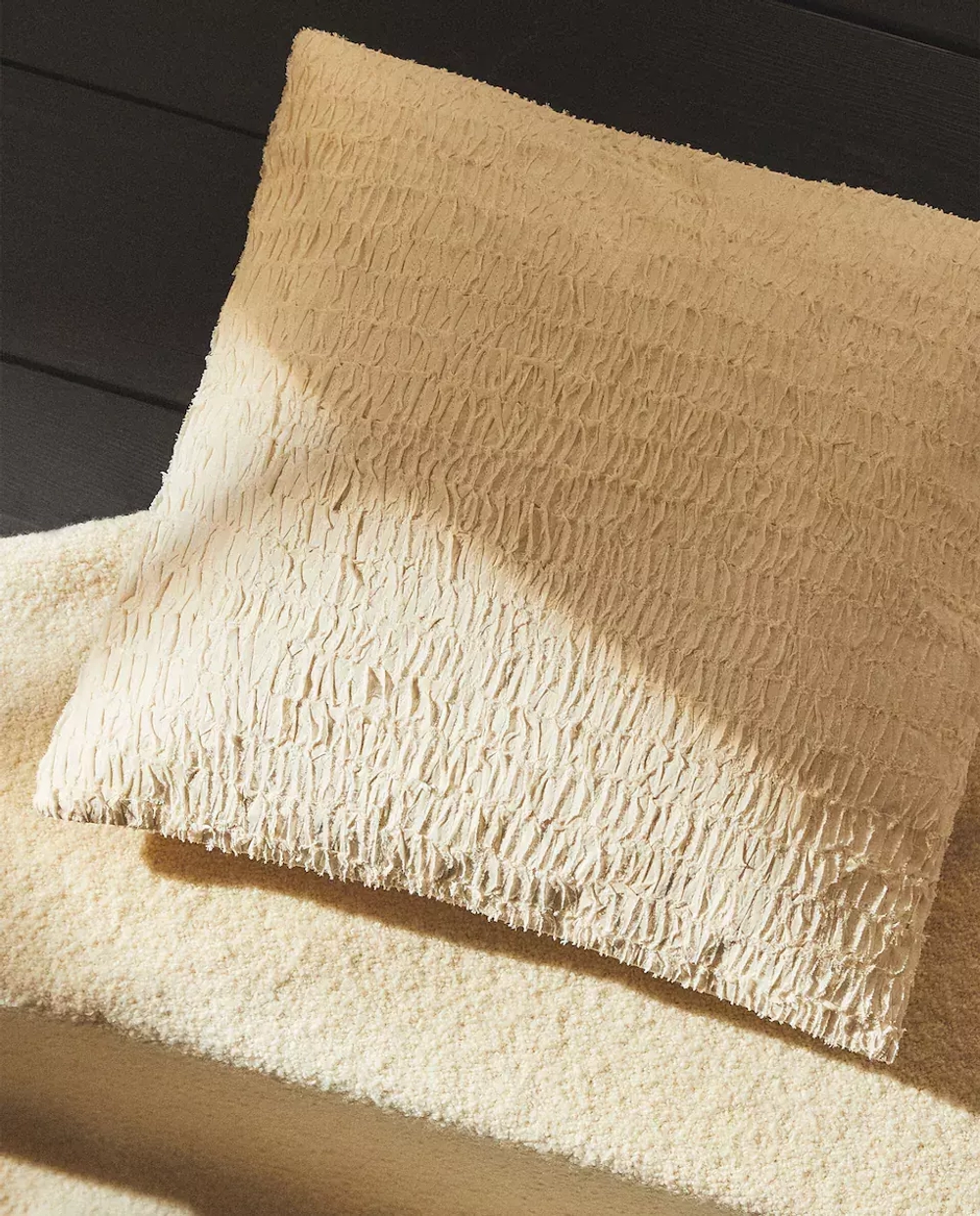 ZARA HOME РЕЛЬЕФНЫЙ ЧЕХОЛ ДЛЯ ДЕКОРАТИВНОЙ ПОДУШКИ
