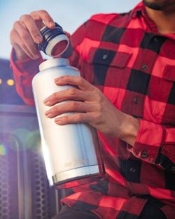 Термобутылка Klean Kanteen TKWide Loop Cap 64oz (1900 мл) Brushed Stainless