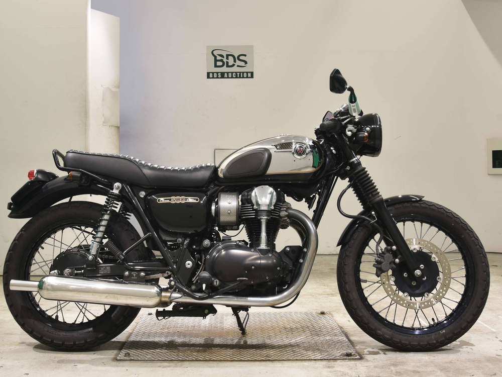 Kawasaki W800 2013