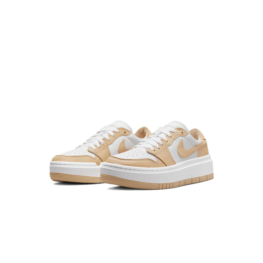 alt="Кроссовки Jordan 1 Elevate Low Onyx арт. DH7004-102 с черным Swoosh и увеличенной подошвой вид спереди"