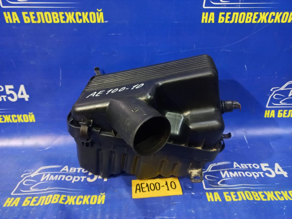 Корпус воздушного фильтра TOYOTA SPRINTER 1995