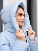 Куртка зимняя удлиненная с капюшоном
