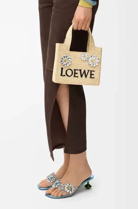 Loewe Мини-сумка Font из рафии, натуральный