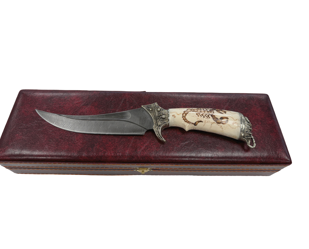Подарочный нож Корсар (Скорпион), дамасская сталь, рукоять из кости рога лося