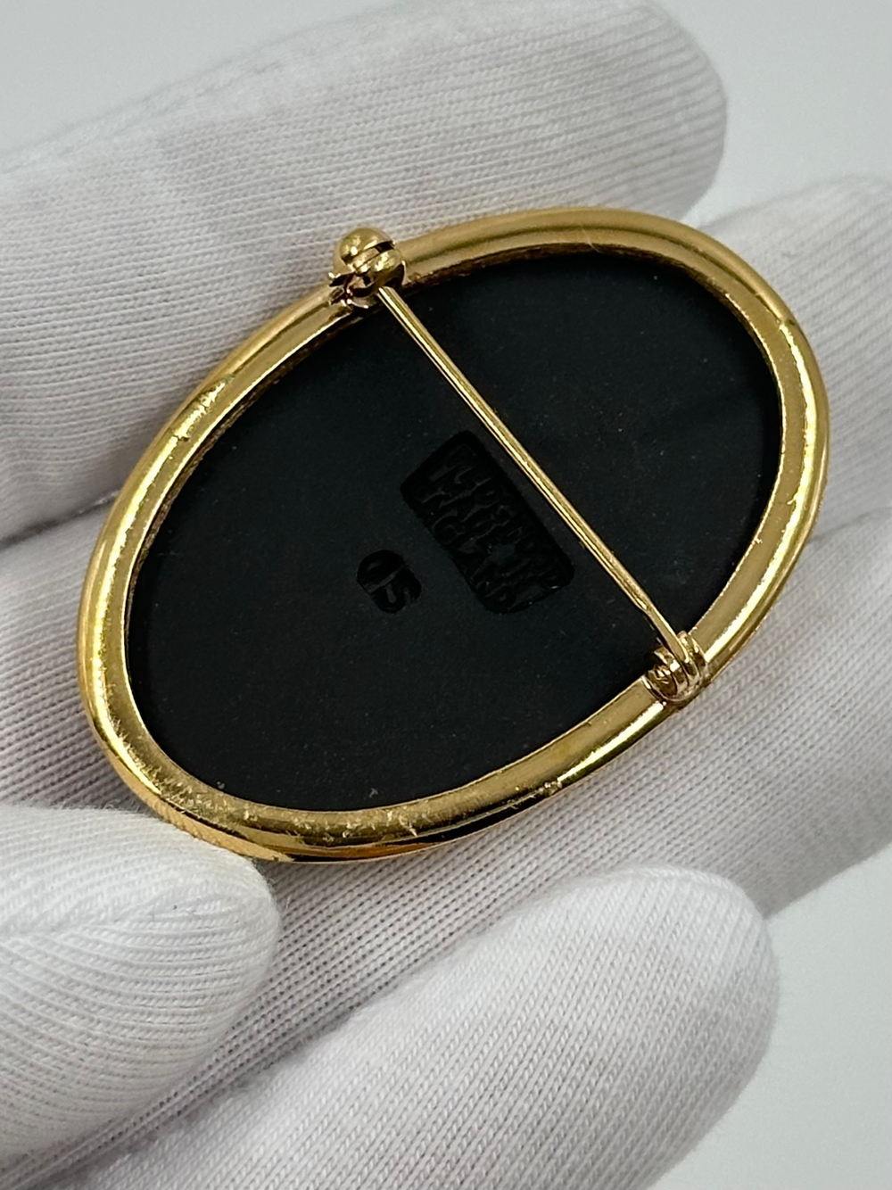 Брошь Wedgwood чёрная