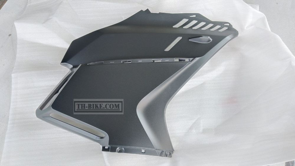 64251-MLR-D00ZB. COWL, R. MIDDLE (WOL) *NH436M* (NH436M MAT GUNPOWDER BLACK METALLIC). HONDA
