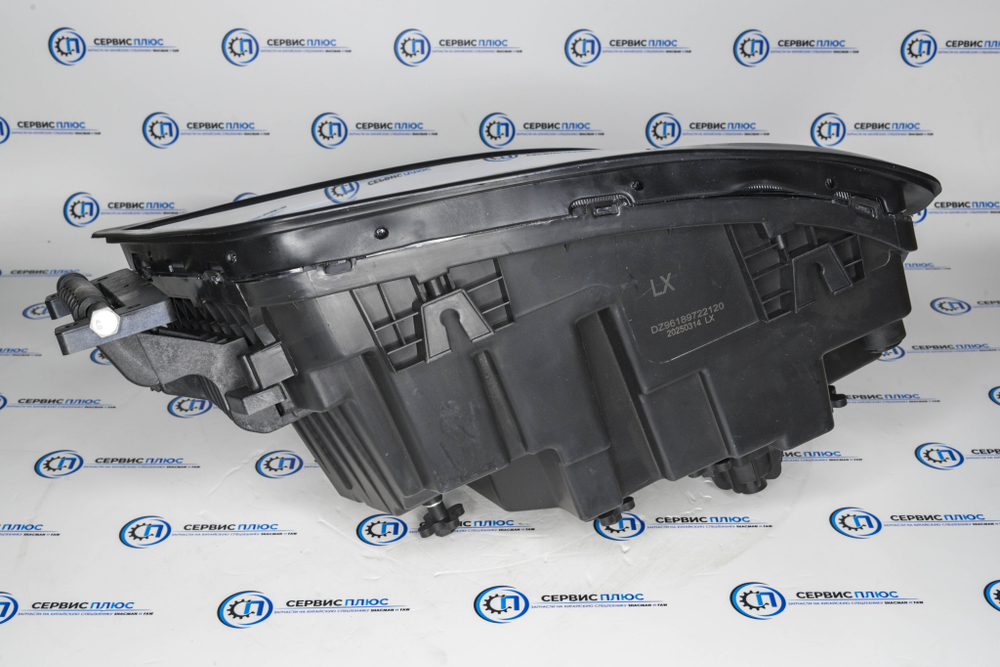 Фара правая X5000 (рестайлинг) DZ97189723361