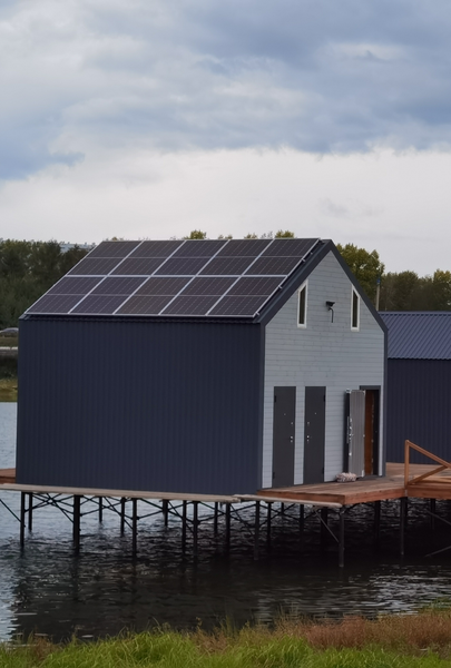 Гибридная СЭС в Иркутске: установка Growatt с панелями SILA для автономного энергоснабжения Гибридная СЭС в Иркутске: установка Growatt с панелями SILA для автономного энергоснабжения