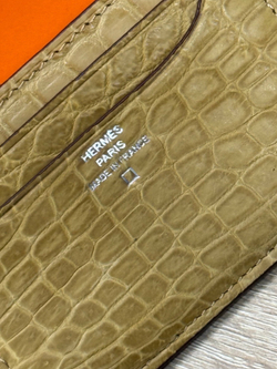 Картхолдер Hermes из кожи крокодила