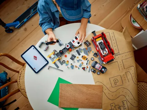 Констуктор LEGO City 60472 Свалка металлолома с автомобилями