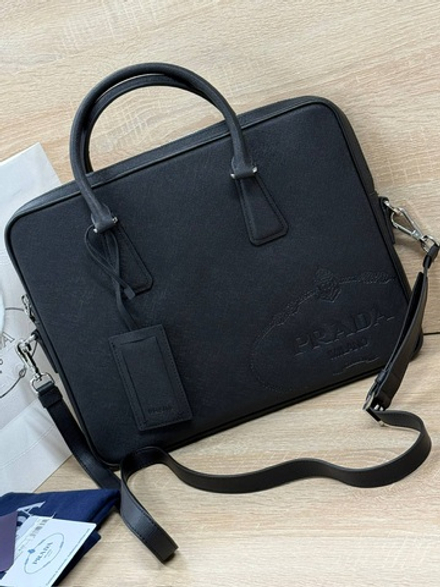 Портфель Prada