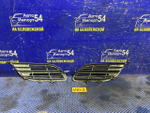 Решетка радиатора NISSAN TINO 2001