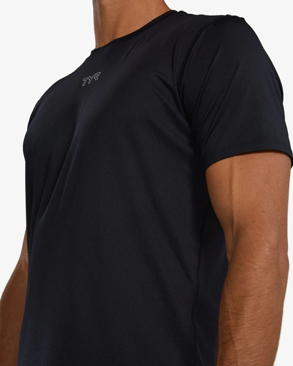 Футболка мужская TYR MEN'S AIRTEC TEE (Черная)