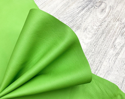 Зеленая овчина Neon Green текстура кожи