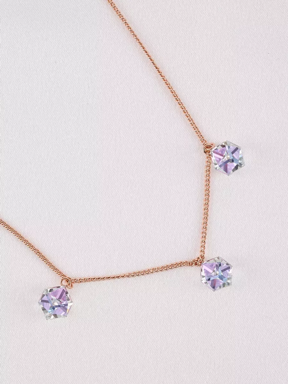 Колье Миражи с сиреневыми кристаллами Swarovski